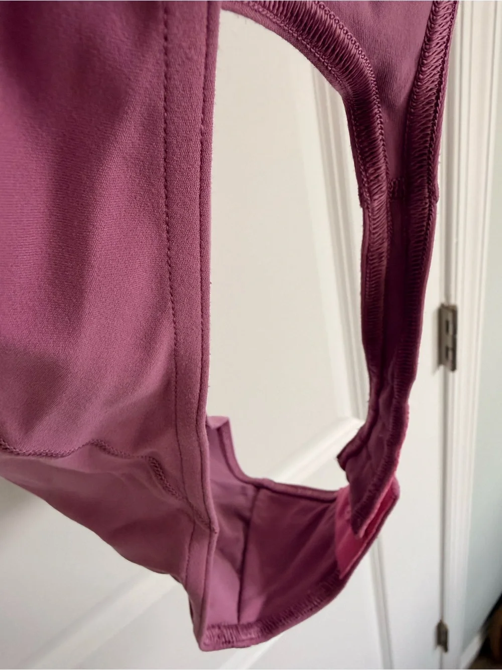 lululemon athletica size 6